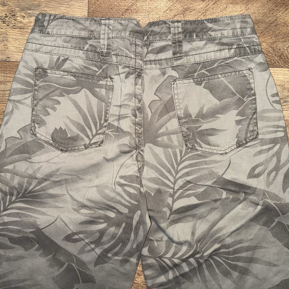 Vintage Faded Glory Originals Capri Jeans - Size 6- Tropical Camo - Picture 5 of 9